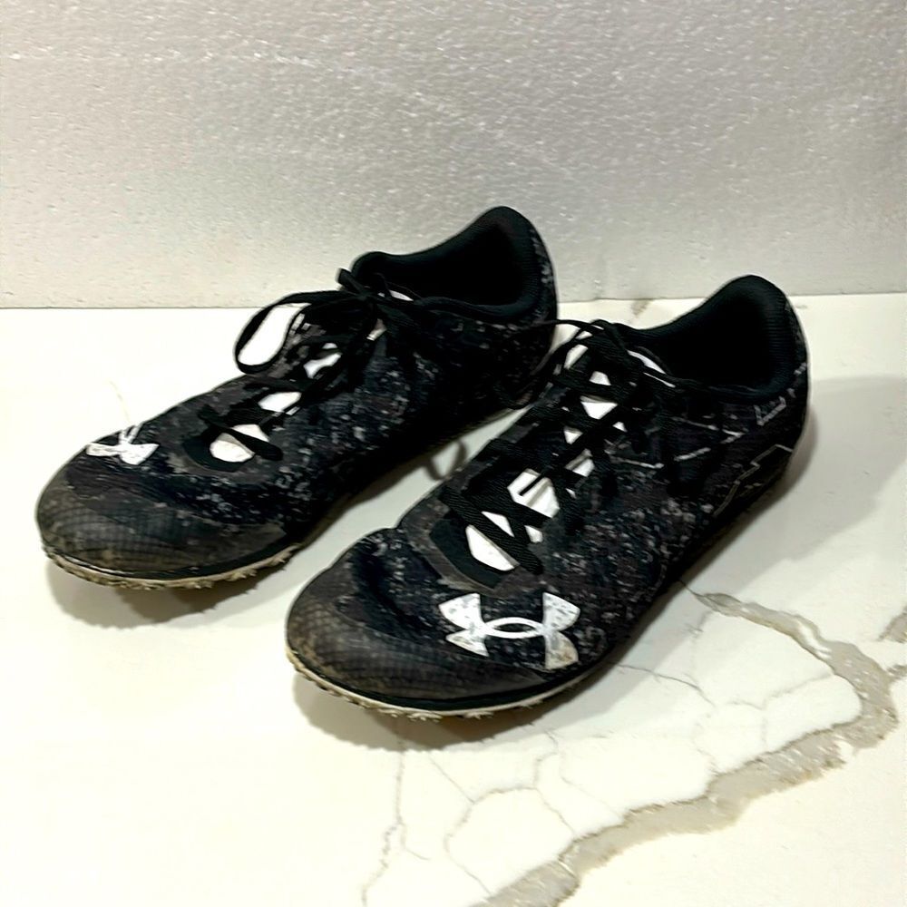 Under Armour Men’s Brigade XC Black White Track Athletic Shoes 10 Mens 11.5 W